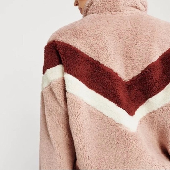 Sherpa Colorblock Chevron Half-Zip Pullover Sweater - Picture 2 of 6